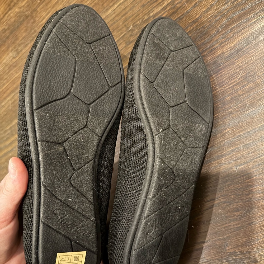 Skechers Black Memory Foam Flats - Picture 3 of 4